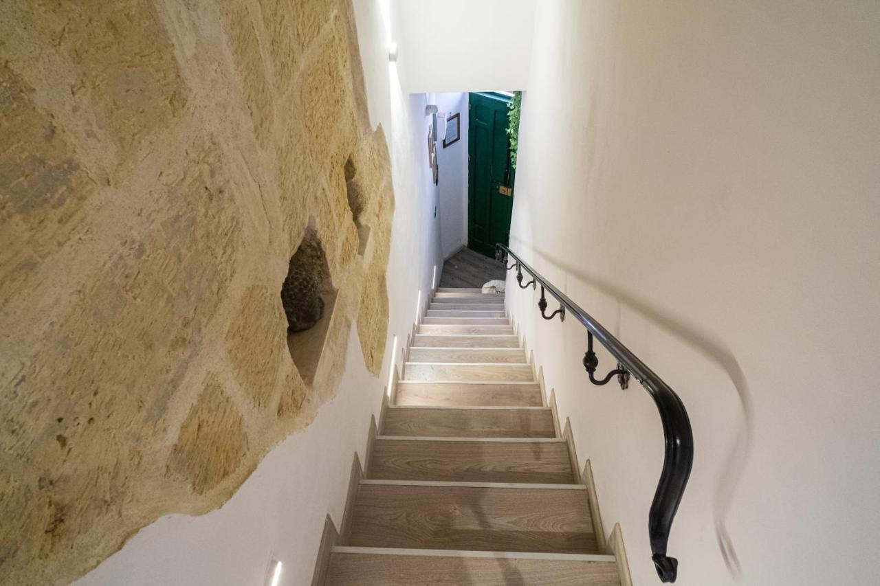 Il Giardino Di Sybar Lägenhet Lecce Exteriör bild