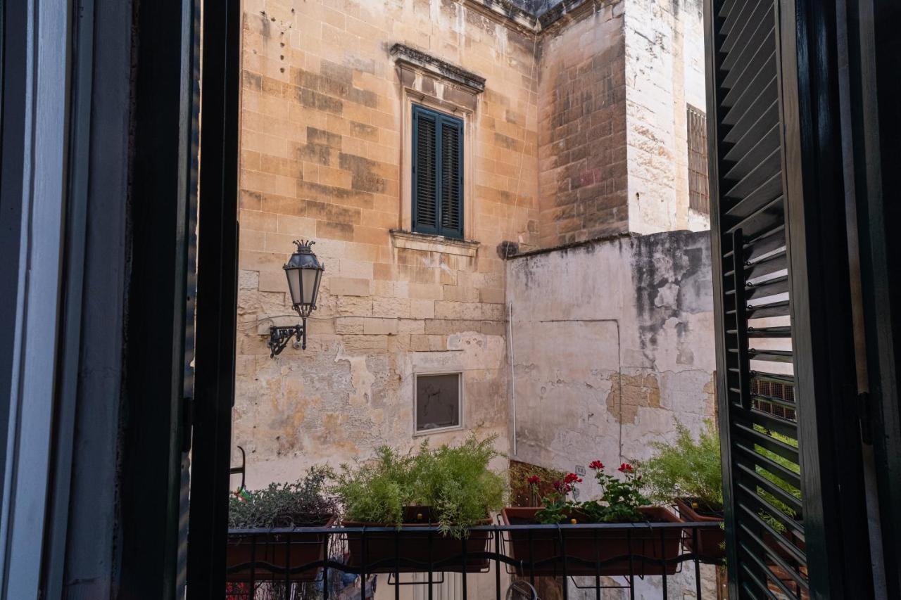 Il Giardino Di Sybar Lägenhet Lecce Exteriör bild